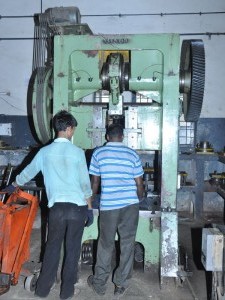 100 TON H-FRAME MECHANICAL PRESS