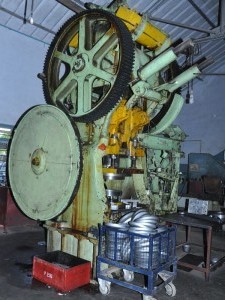 250 TON MECHANICAL DOUBLE ACTION PRESS